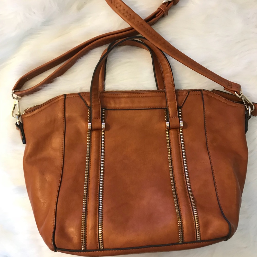 Zipper detail bag
